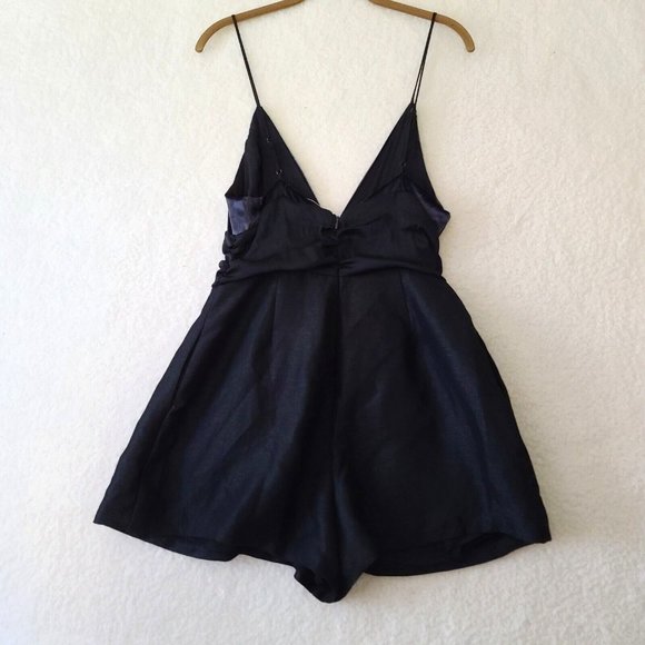 Free People Skylie Saylor Romper 10 Black Dressy Night Out Velvety Pockets NWT - Picture 4 of 14